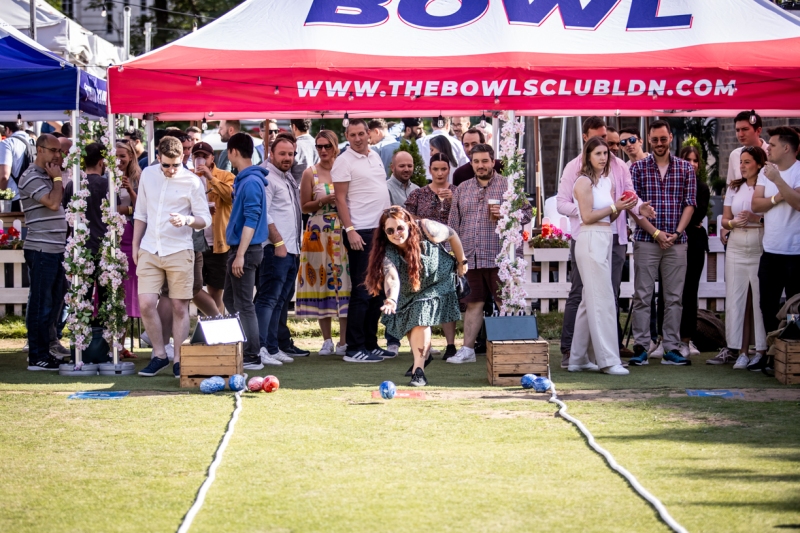 Lawn bowls